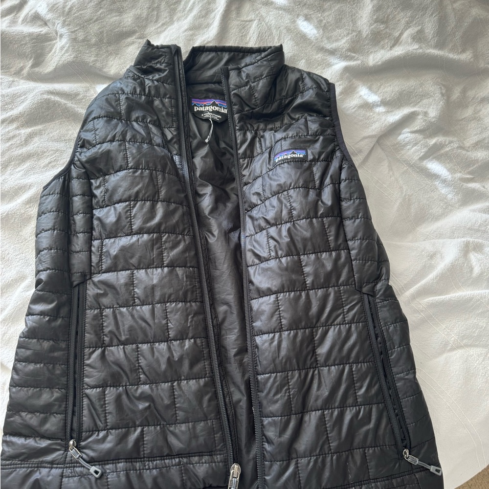 Black Patagonia vest size small